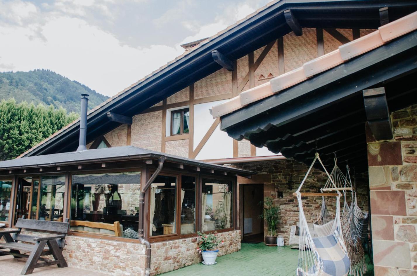Lezamakoetxe Guest House Sopuerta Exterior photo